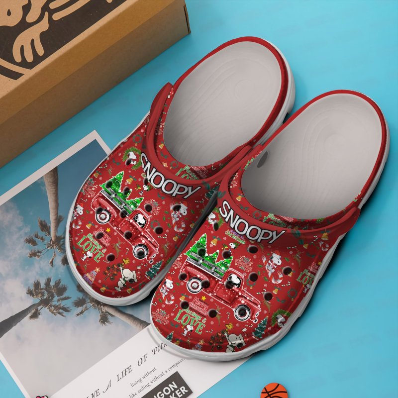 Footwearmerch Merry Christmas Snoopy Peanuts Cartoon Crocs Crocband Clogs Shoes Comfortable For Men Women And Kids Tillx.jpg