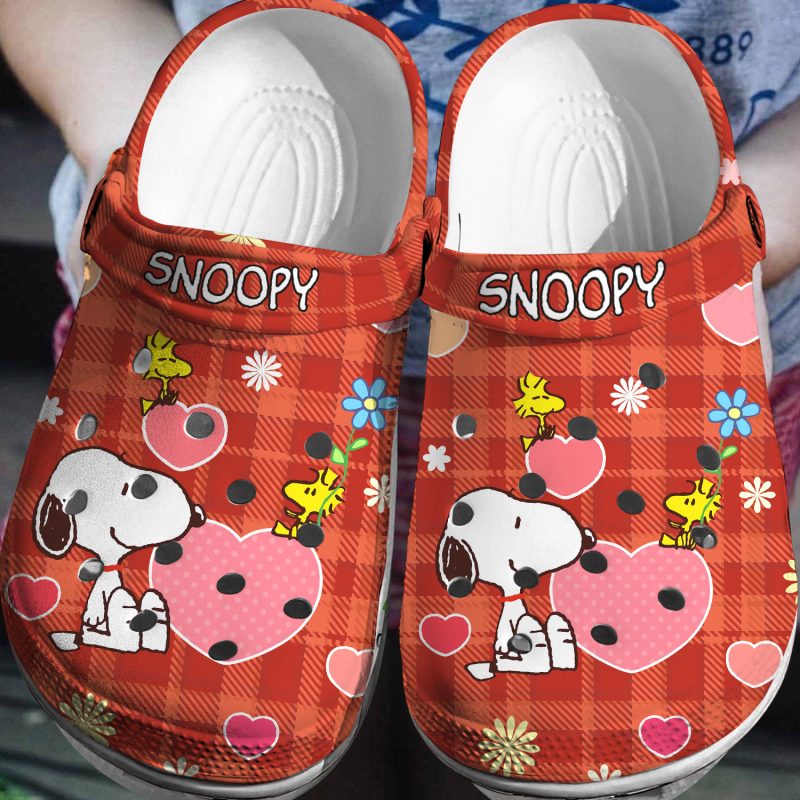 Footwearmerch Snoopy Crocs 3d Clog Shoes Iybxd 800x800 1.jpg