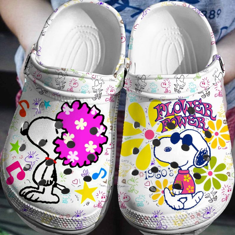 Footwearmerch Snoopy Crocs 3d Clog Shoes Kj11r 800x800 1.jpg