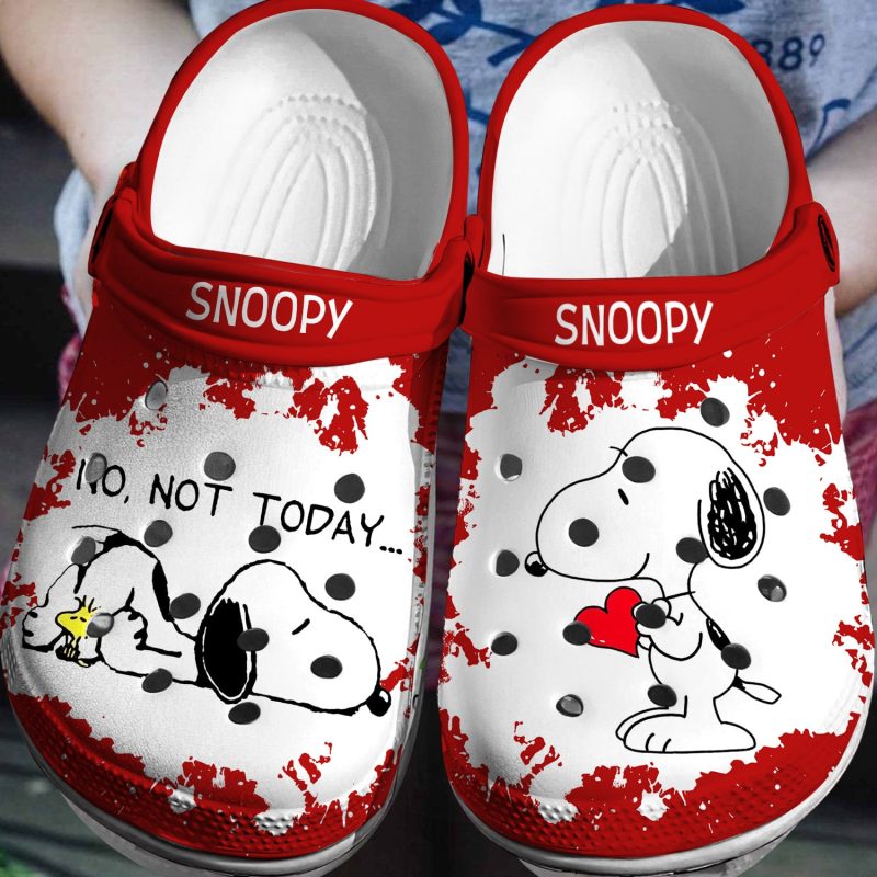 Footwearmerch Snoopy Crocs 3d Clog Shoes X5xao 800x800 1.jpg