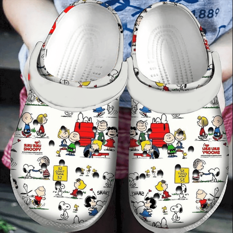 Footwearmerch Snoopy Crocs Clog Shoes Moyyd 800x800 1.png