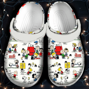 Footwearmerch Snoopy Crocs Clog Shoes O9f3g 800x800 1.png