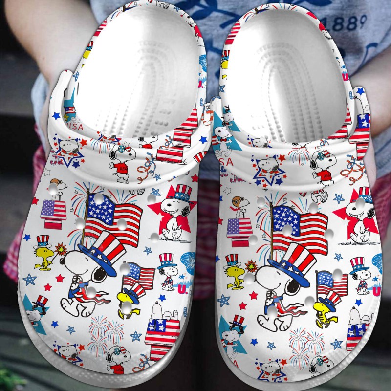 Premium Snoopy Comic Cartoon Movie Crocs Crocband Clogs Shoes Comfortable For Men Women And Kids Rig0t.jpeg